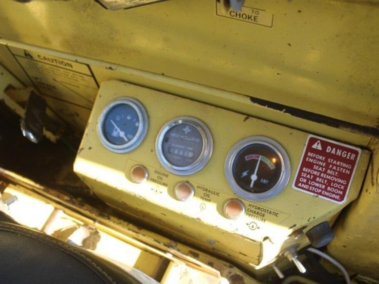 new-holland-30-image-11