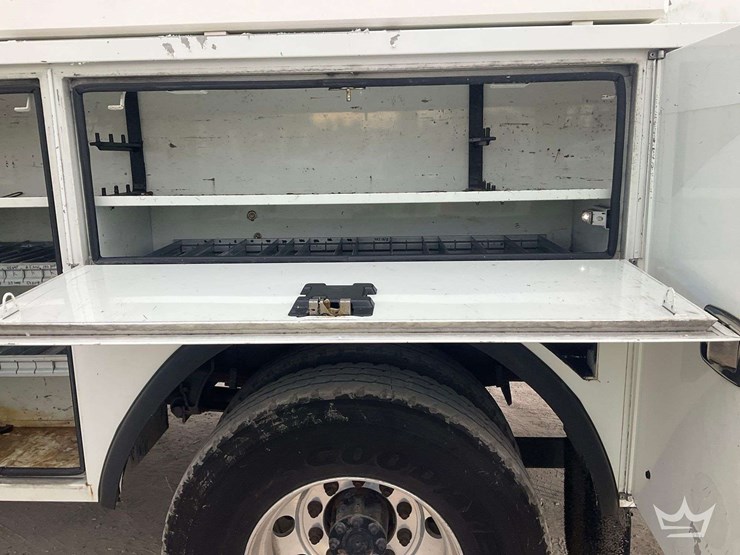 2015-international-durastar-4300-image-30
