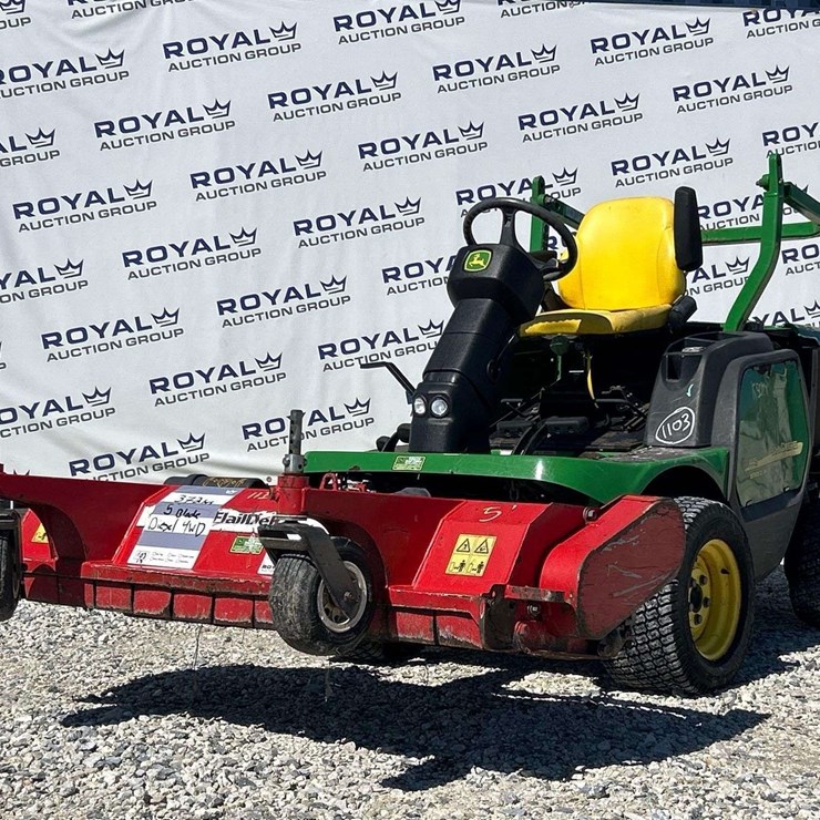 2014 John Deere F1400 4WD Diesel Front Mower with 60in. Trimax FX155 Flail Mower Attachment