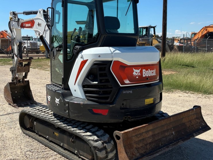 2024-bobcat-e48-image-6