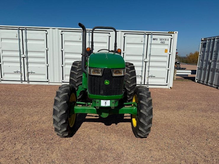 john-deere-5065e-image-2
