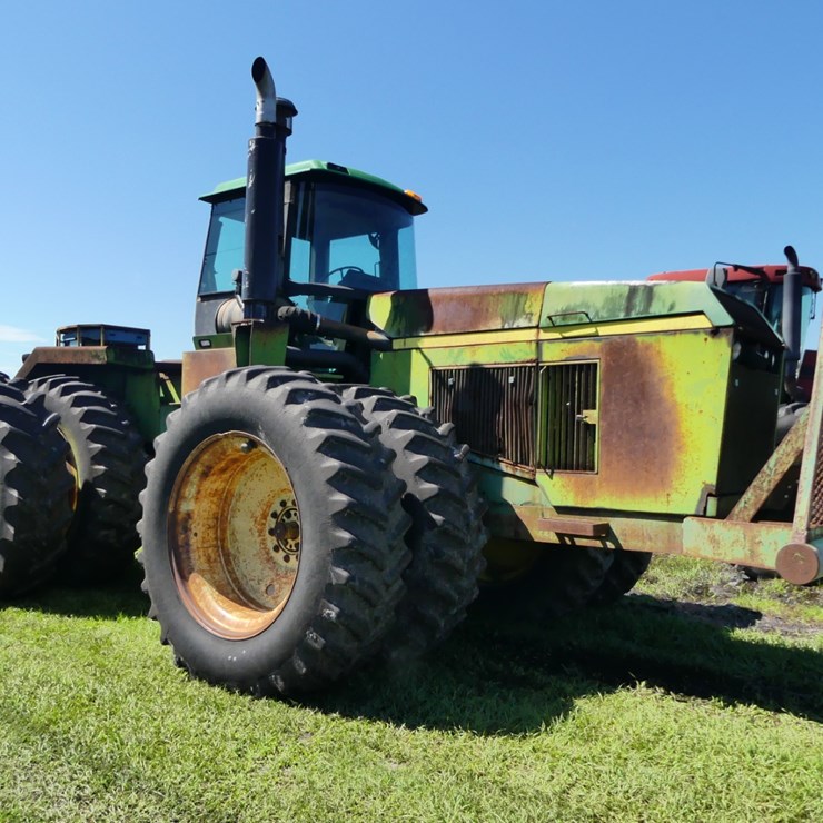 JOHN DEERE 8760