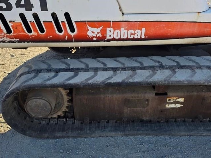2006-bobcat-341g-image-27