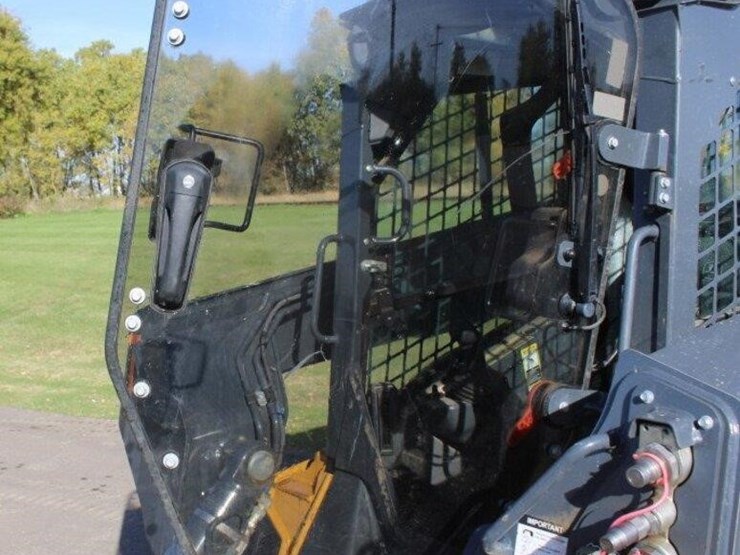 2024-deere-333g-image-44