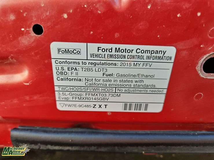 2015-ford-explorer-image-17