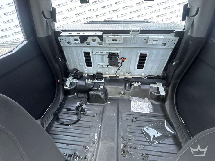 2022-chevrolet-silverado-1500-image-19
