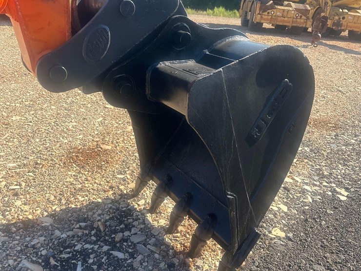 2022-doosan-dx140-lcr-image-16