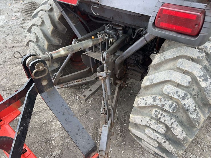 2013-kubota-b3000-image-17