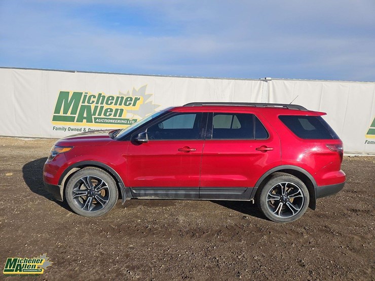 2015-ford-explorer-image-8
