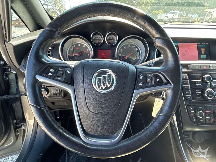 2018-buick-cascada-sedan-image-13