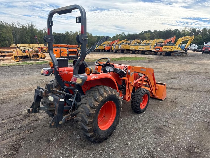 2012-kubota-l3200d-image-6