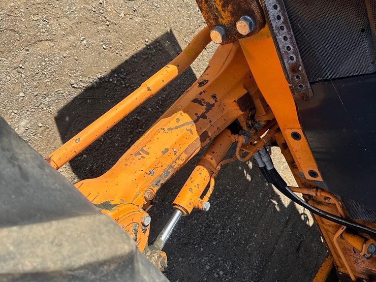 new-holland-tl80dt-image-13