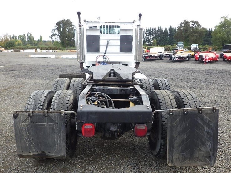 1990-peterbilt-379-image-4