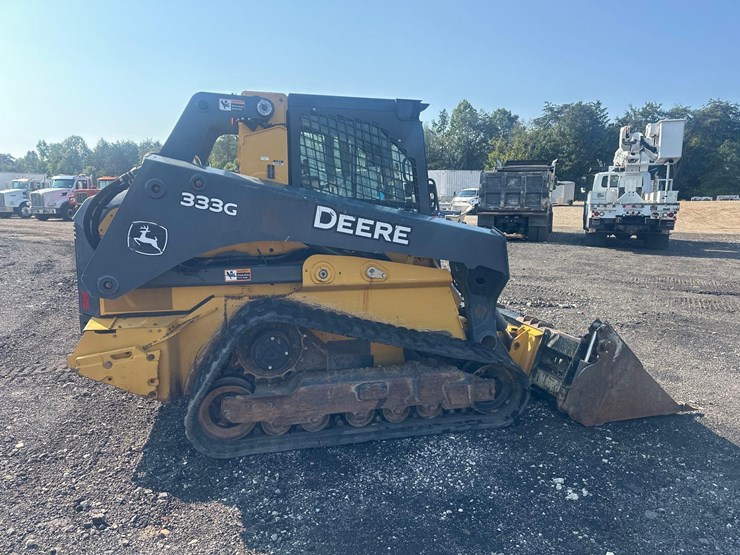 2019-deere-333g-image-4