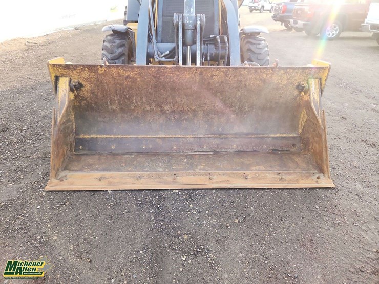 2014-deere-310sk-image-28
