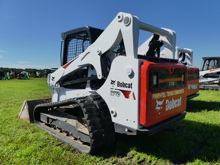 2023-bobcat-t770-image-4