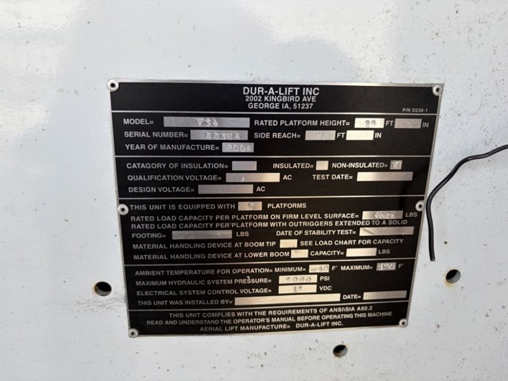 2004-chevrolet-express-bucket-van-image-16