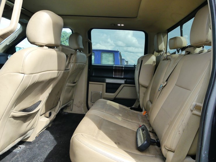 2015-ford-f150-lariat-image-8