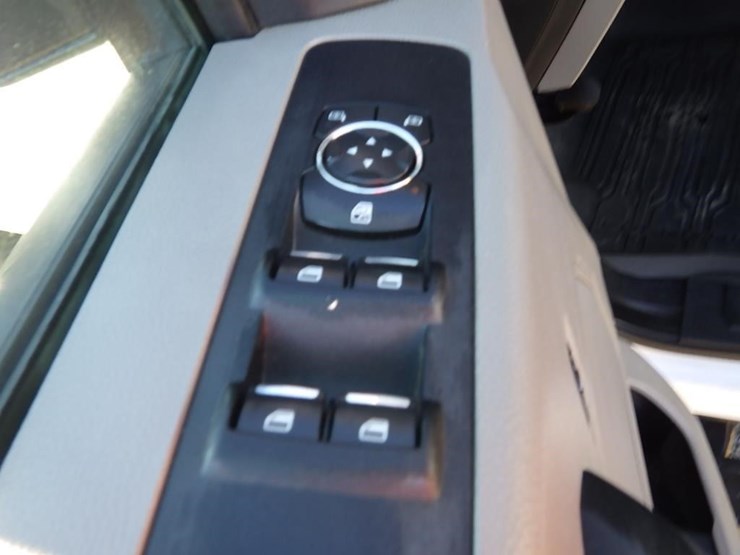 2020-ford-f350-image-30