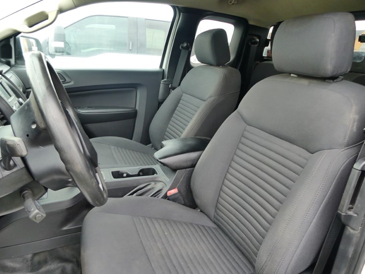 2020-ford-ranger-xl-image-9