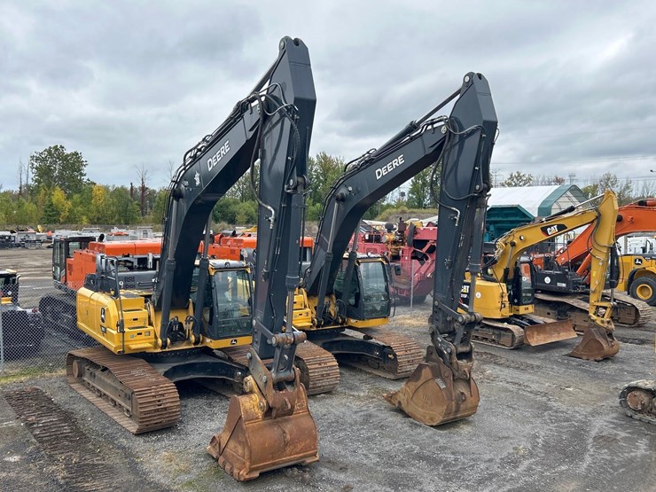 2024-john-deere-350-image-46