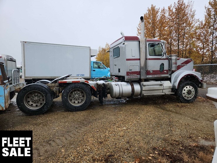 2011-western-star-4900-image-3