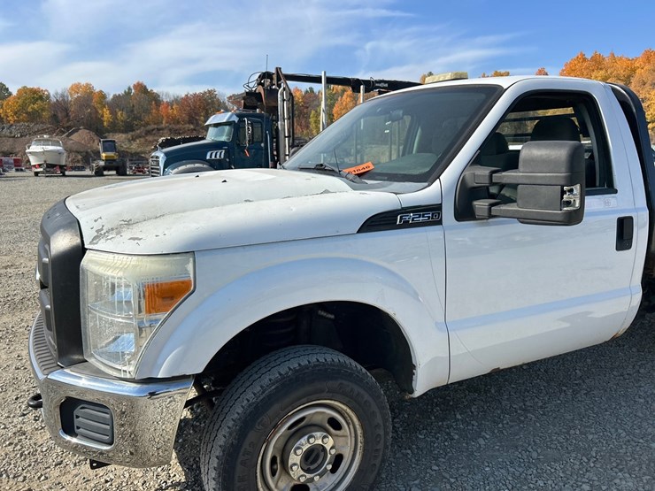 2012-ford-f250-image-14