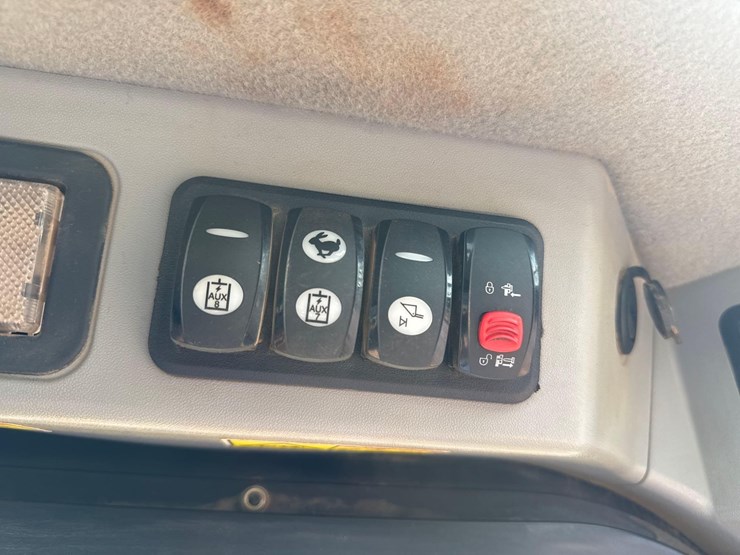 2019-caterpillar-289d-image-24