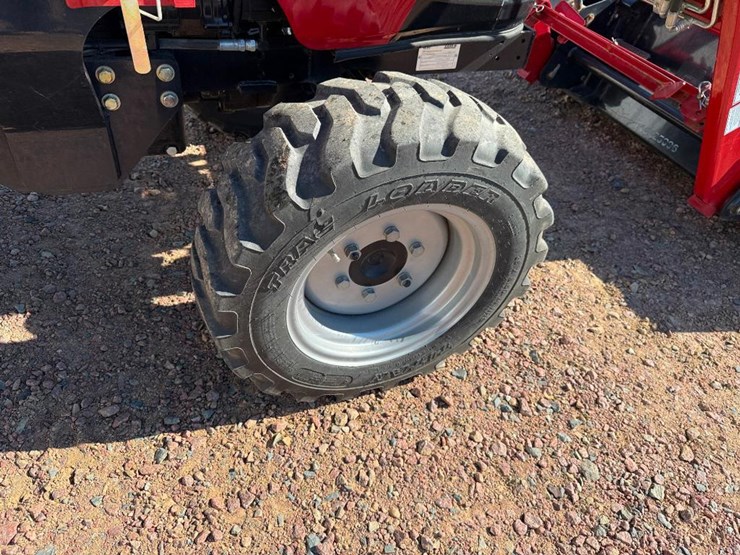 case-ih-farmall-40a-image-10