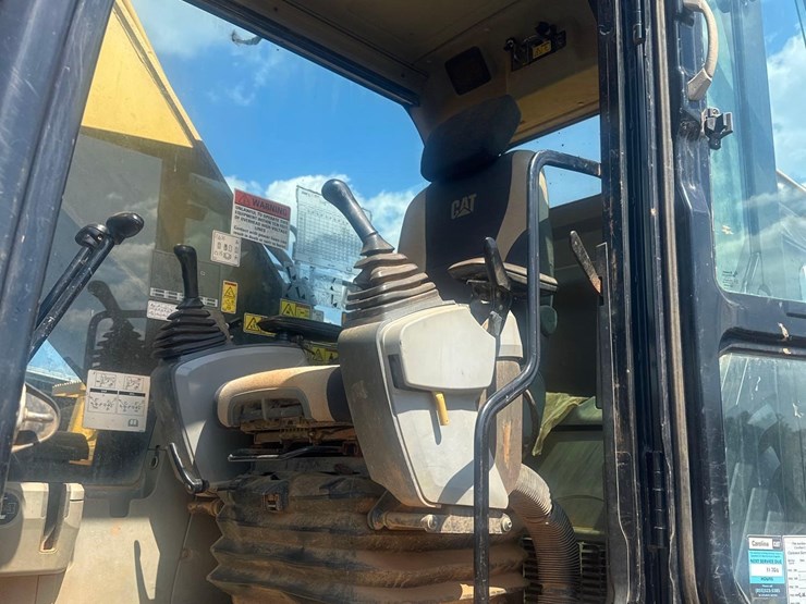 2017-caterpillar-336fl-image-36