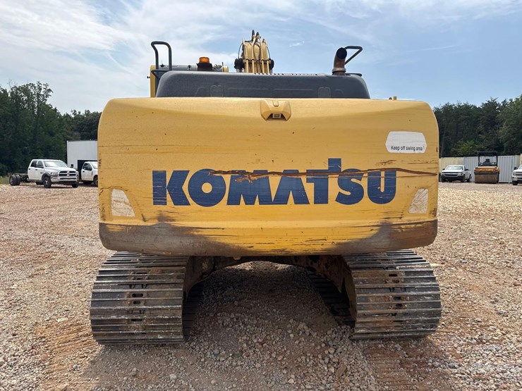 2014-komatsu-pc210-lc-10-image-4