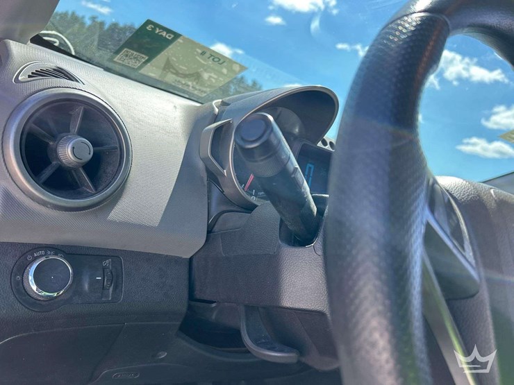 2014-chevrolet-sonic-hatchback-image-14