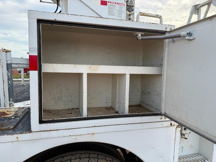 2008-international-durastar-4300-image-56