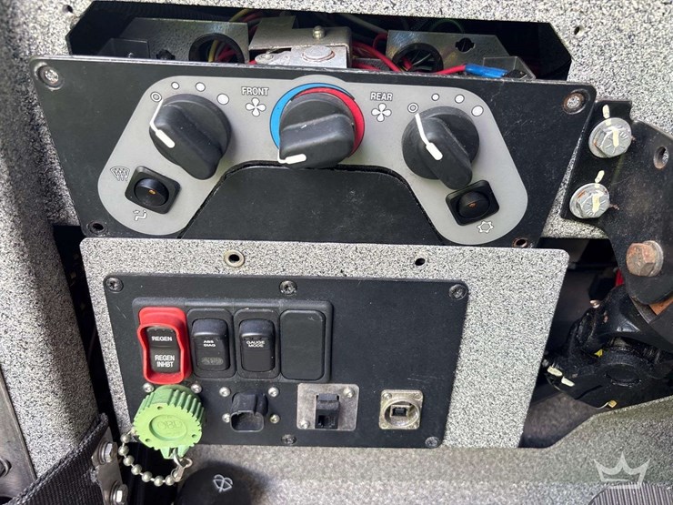 2019-e-one-pumper-image-21