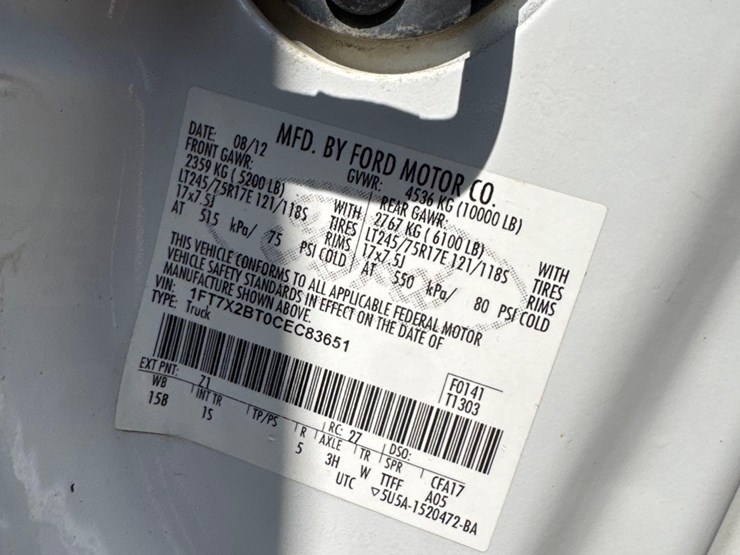 2012-ford-f250-xl-image-9