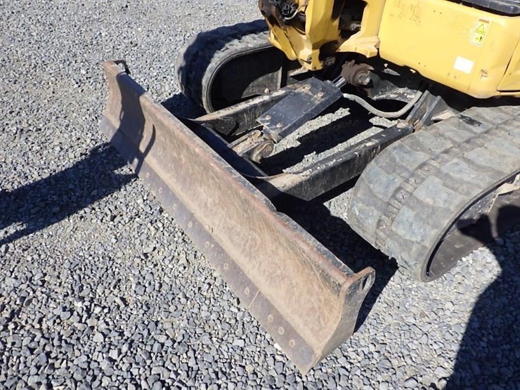 caterpillar-305e2-image-13