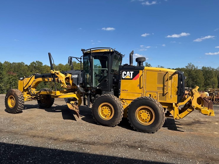 2011-caterpillar-140m2-vhp-plus-image-3