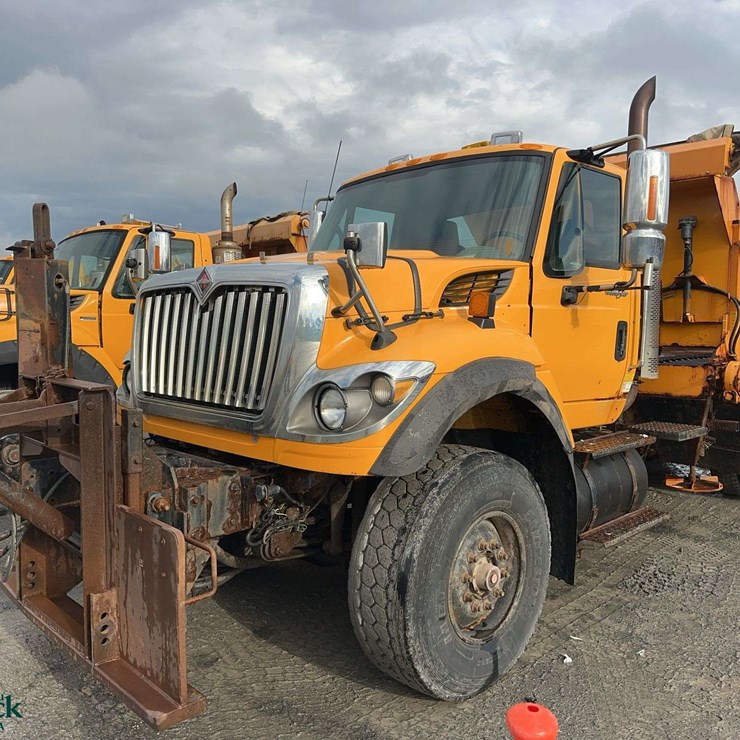 2010 INTERNATIONAL 7600