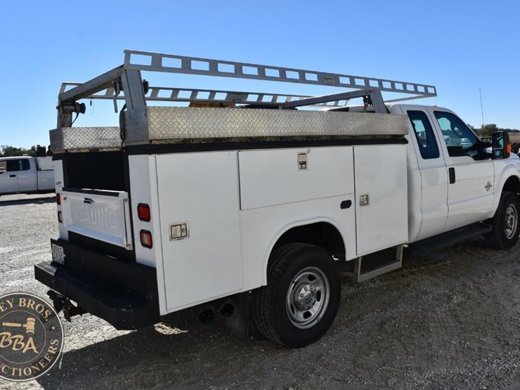 2015-ford-f350-sd-image-18