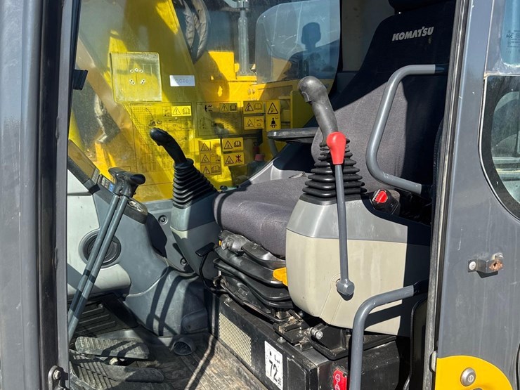 2022-komatsu-pc138us-image-30