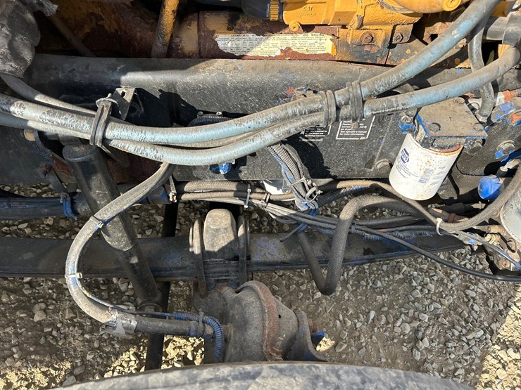 2006-caterpillar-c15-image-40