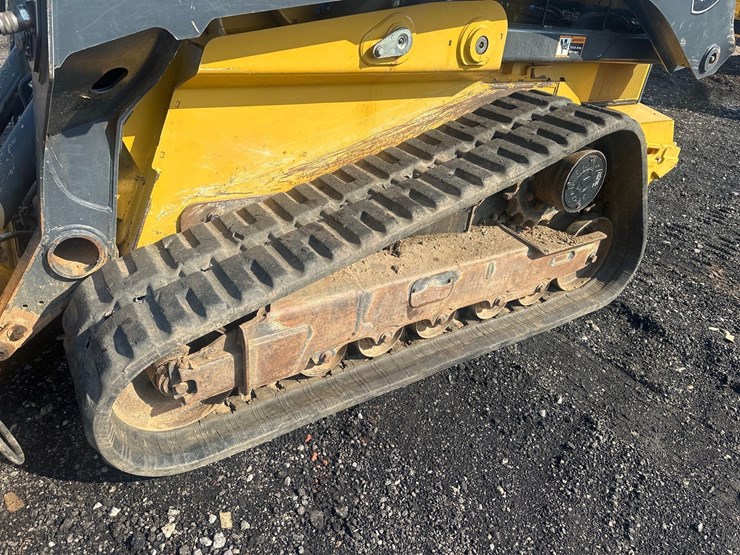 2019-deere-333g-image-15