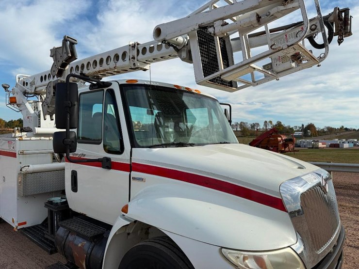 2008-international-durastar-4300-image-20