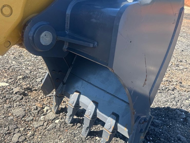 2021-caterpillar-313-image-13