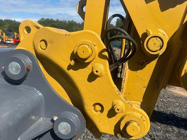 2021-caterpillar-313-image-16