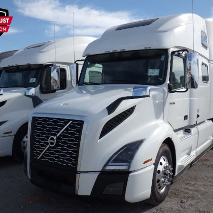 2024 VOLVO VNL860