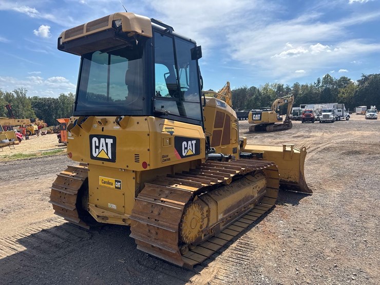 2017-caterpillar-d5k2-lgp-image-6