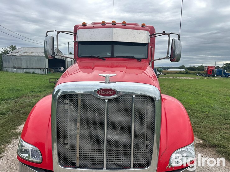 2012-peterbilt-386-image-14