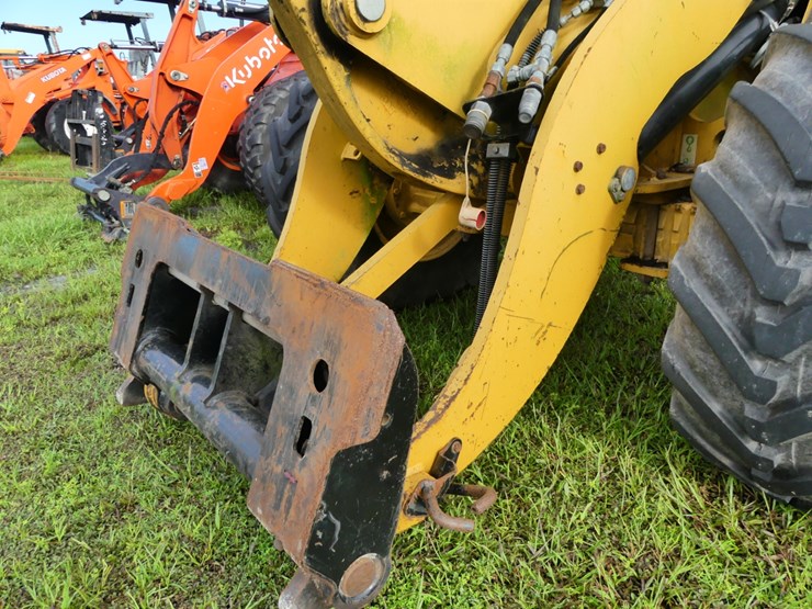 caterpillar-908h2-image-10