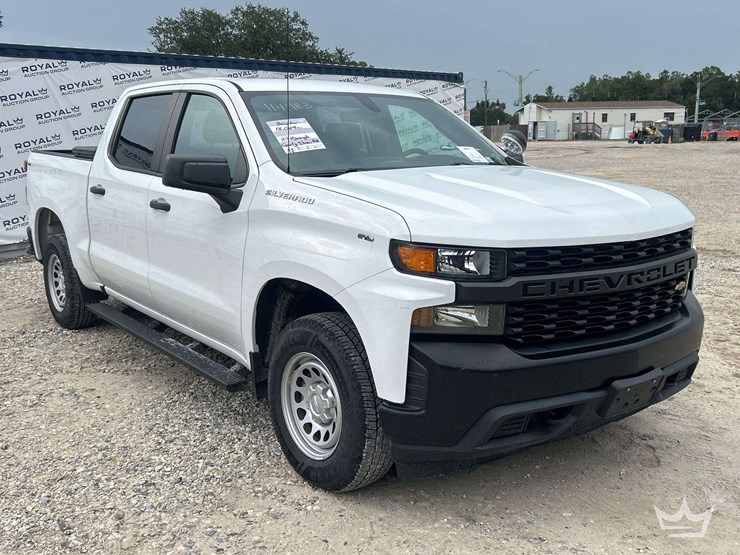 2022-chevrolet-silverado-1500-image-2